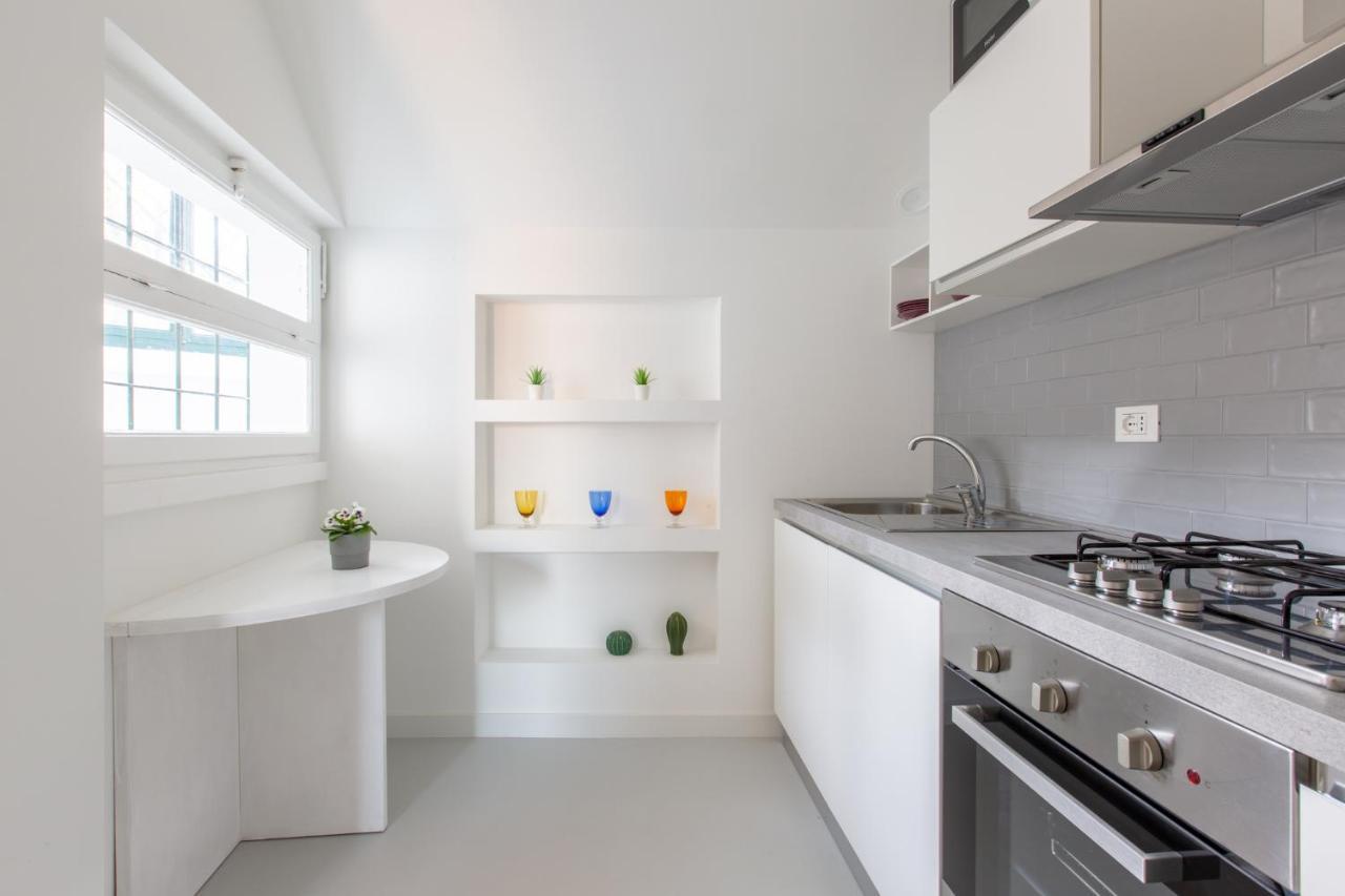 Italstay - Disciplini Apartment -10 Min Dal Duomo ميلان المظهر الخارجي الصورة